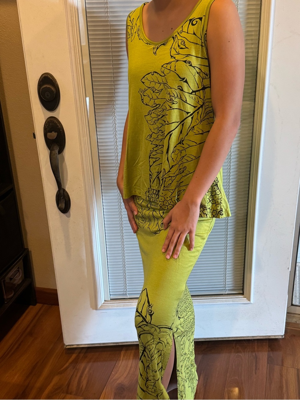Wahine Toa Lime Green Sleeveless Maxi Dress